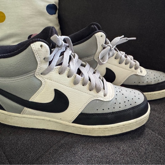 Nike Court Borough Black, Gray & white